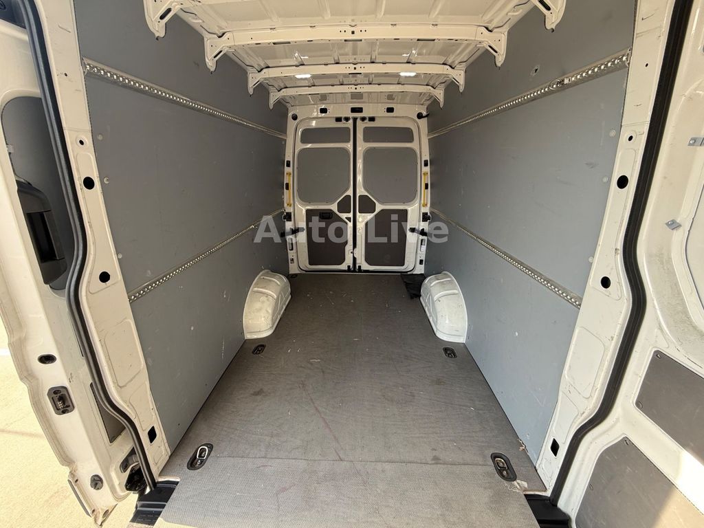 Volkswagen Crafter 2023