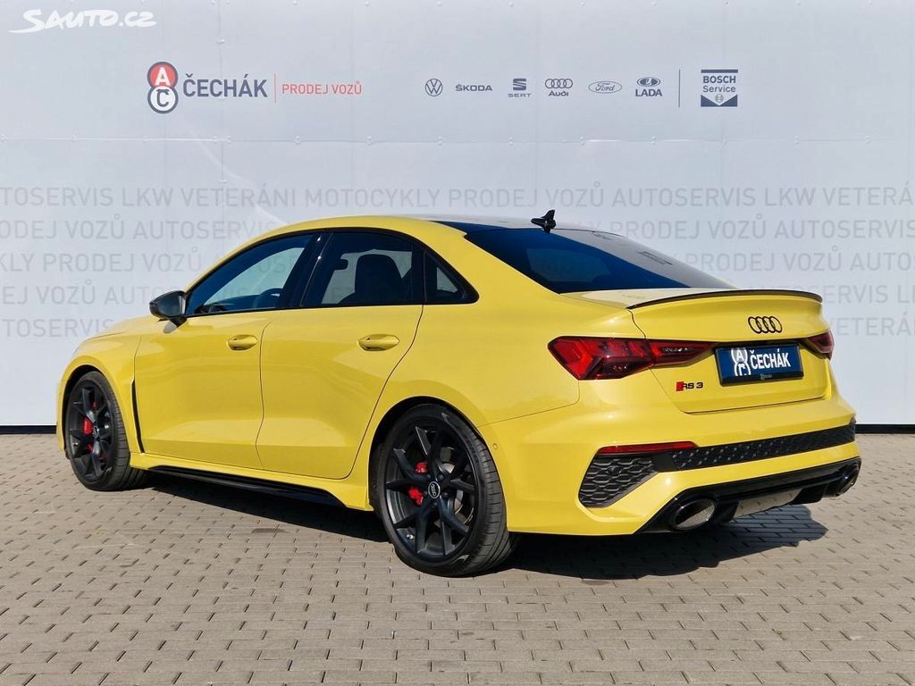 Audi RS3 2023