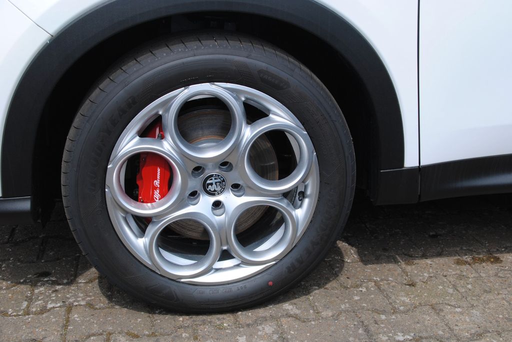 Alfa Romeo Tonale 2025