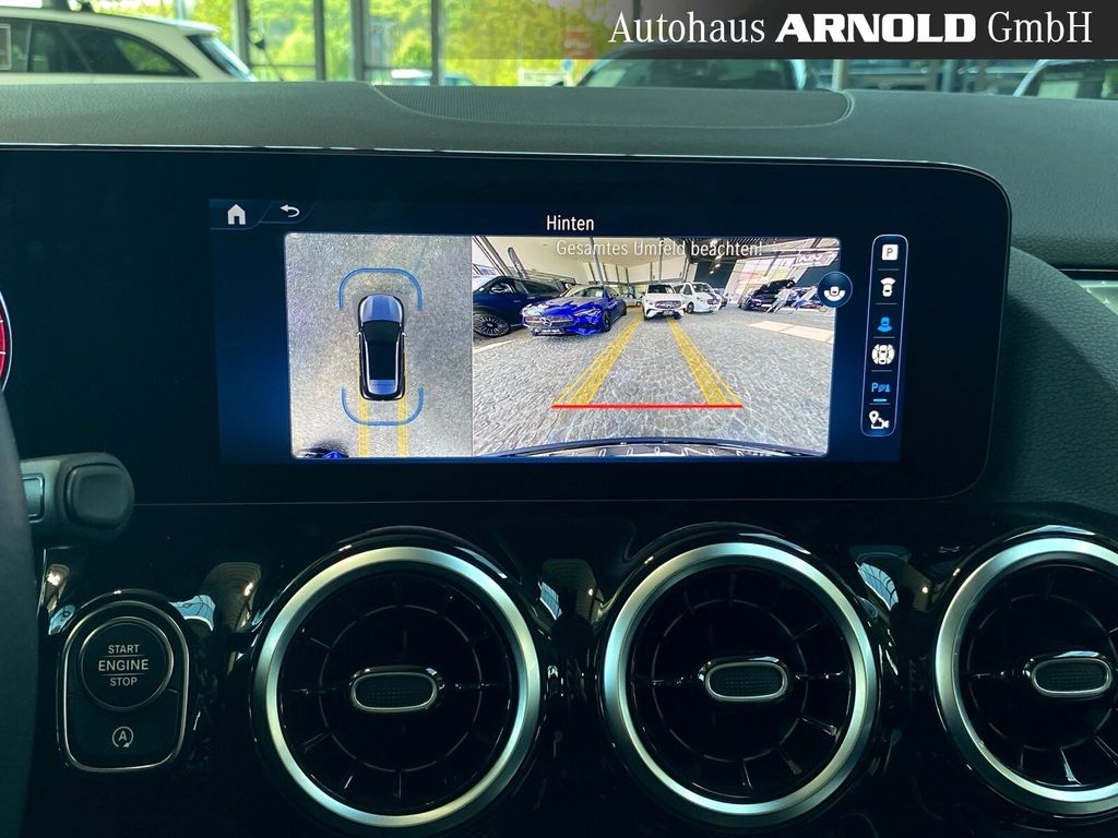 Mercedes-Benz GLA 200 2024