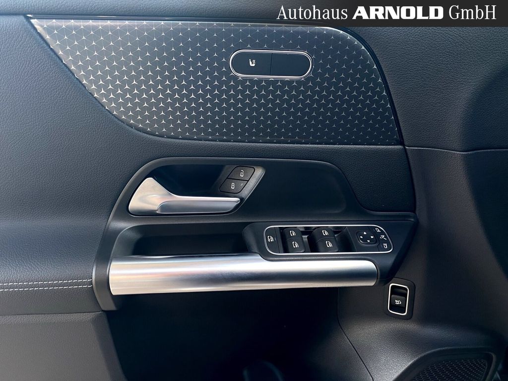 Mercedes-Benz GLA 200 2024