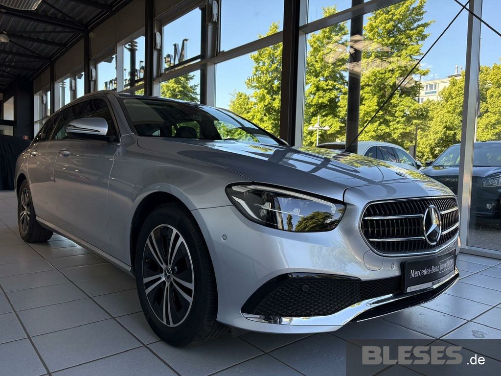 Mercedes-Benz E 220 2022