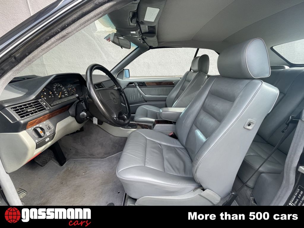 Mercedes-Benz E 320 1993