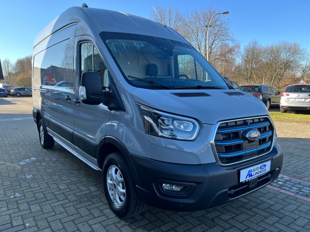 Ford Transit 2022