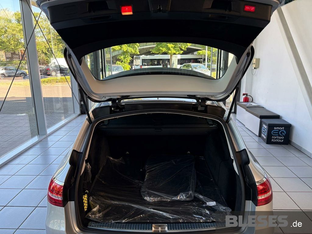 Mercedes-Benz E 220 2022