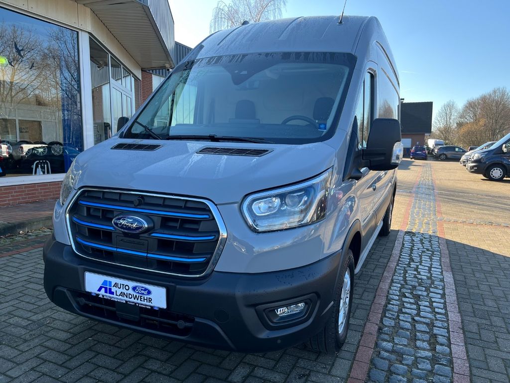 Ford Transit 2022