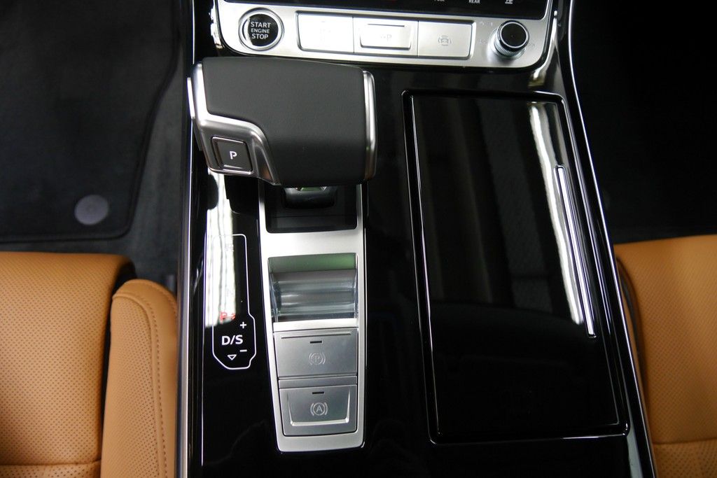 Audi A8 2023