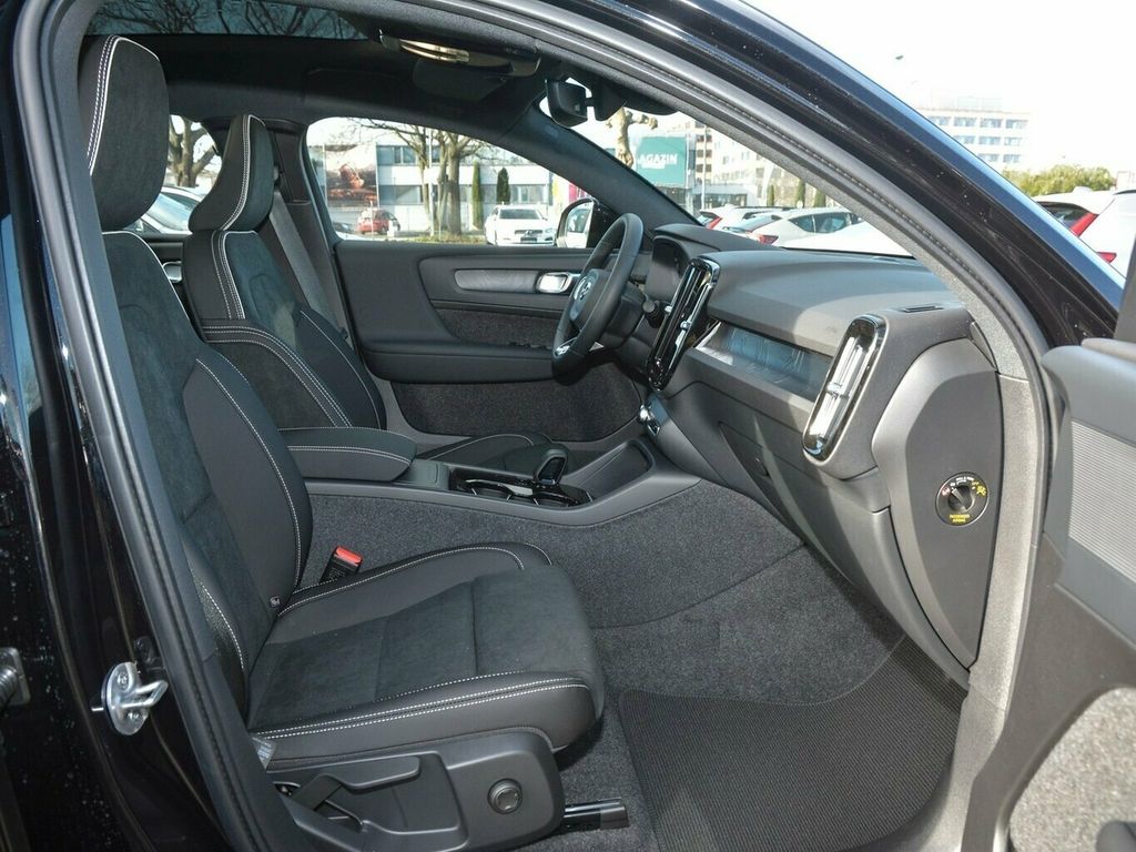 Volvo C40 2024