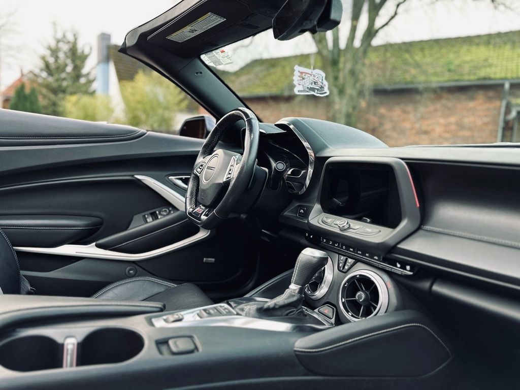 Chevrolet Camaro 2019