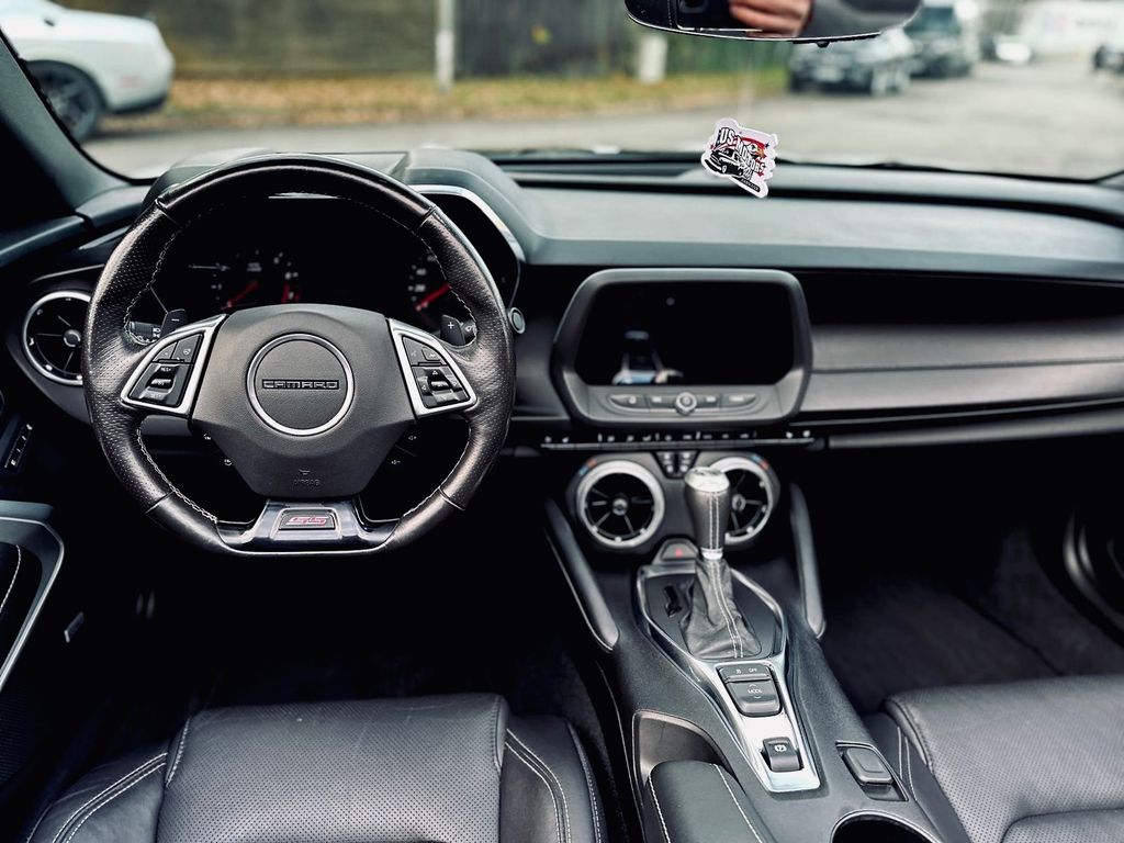 Chevrolet Camaro 2019