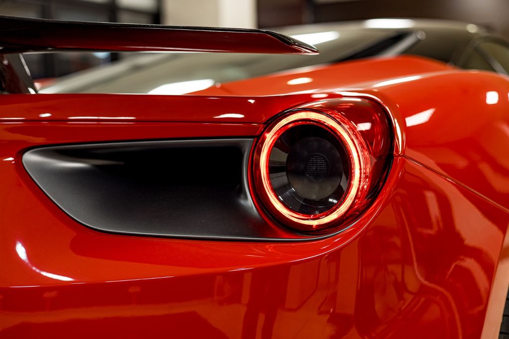 Ferrari 488 GTB 2018