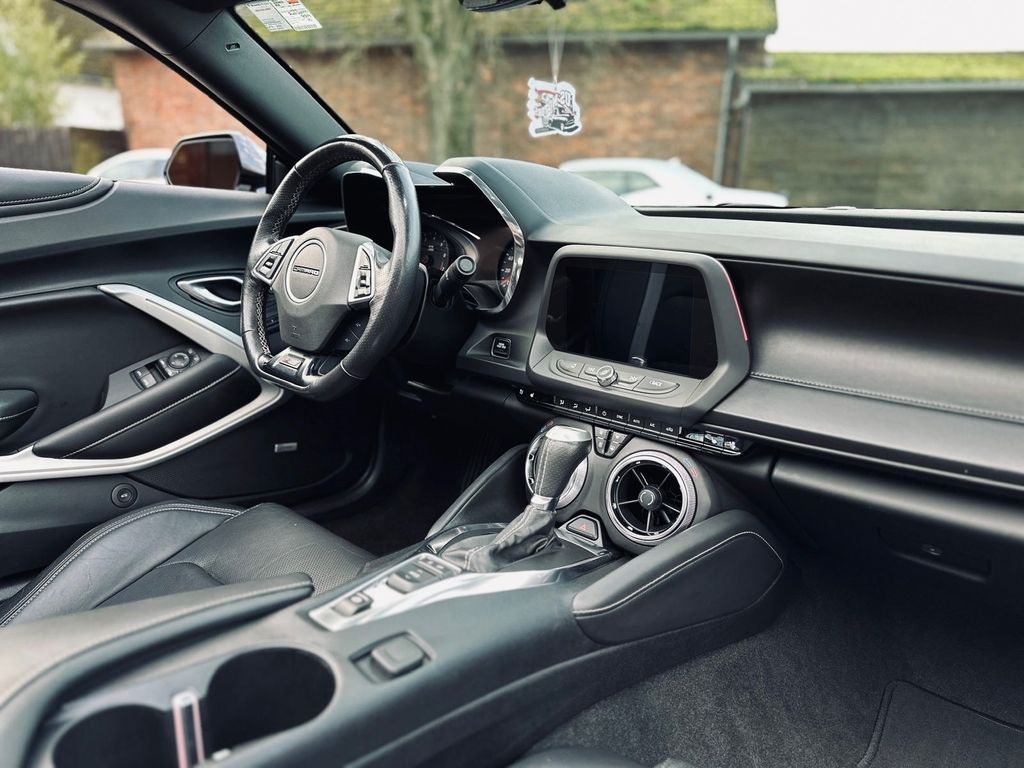 Chevrolet Camaro 2019