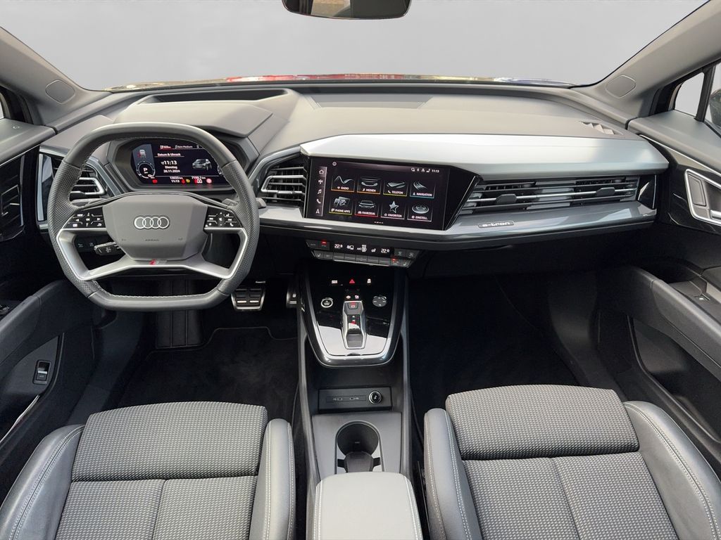 Audi Q4 e-tron 2024