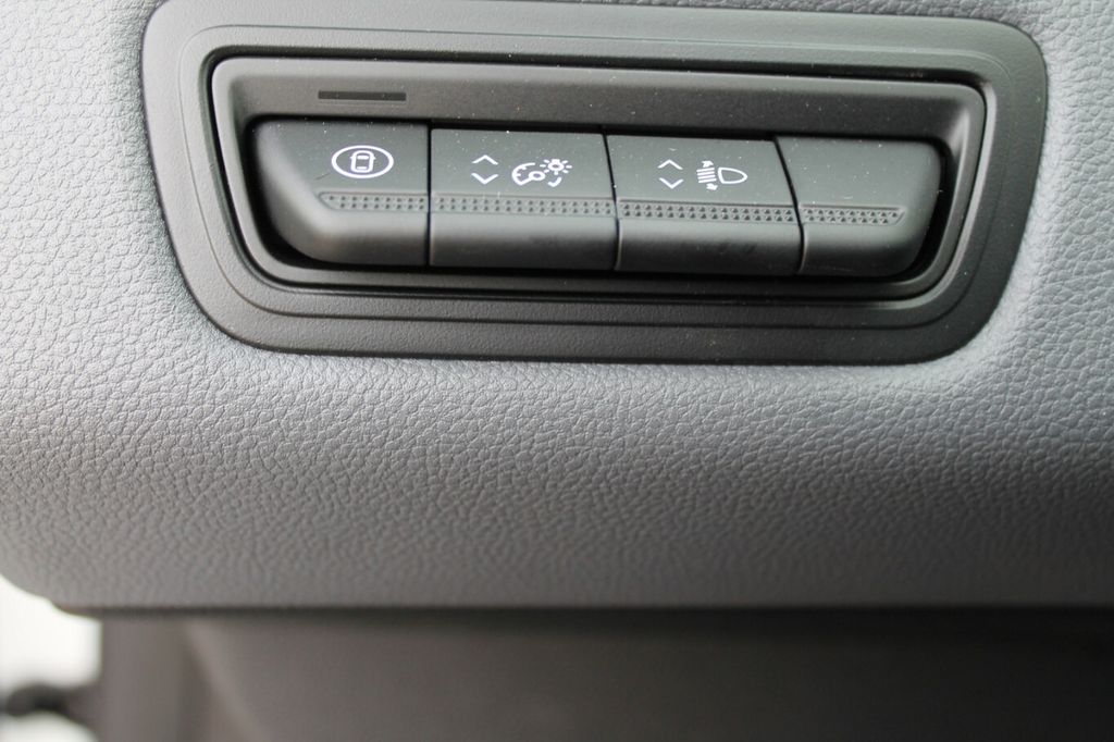 Mitsubishi Colt 2025