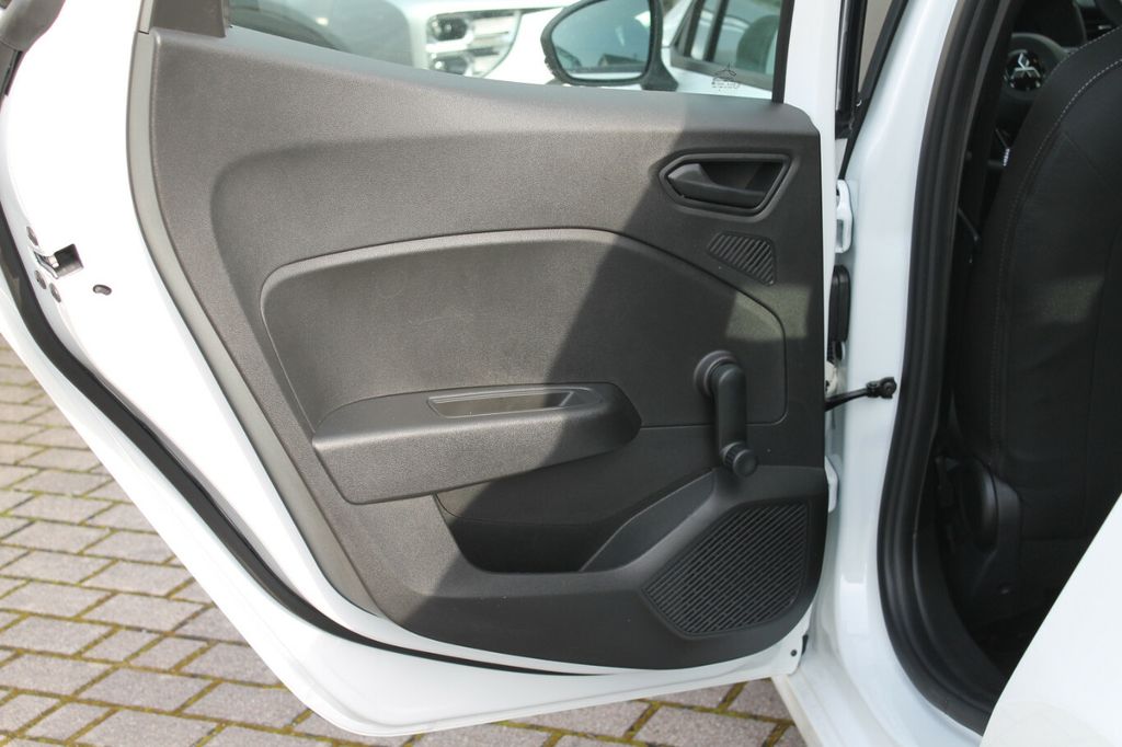 Mitsubishi Colt 2025