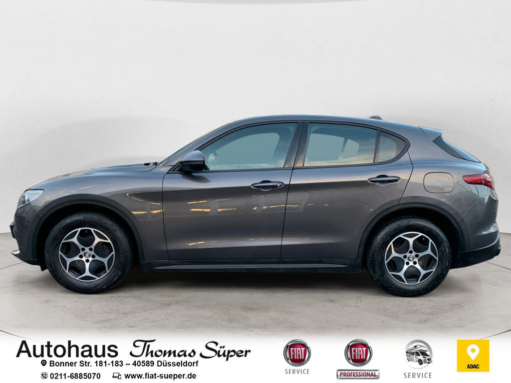 Alfa Romeo Stelvio 2023