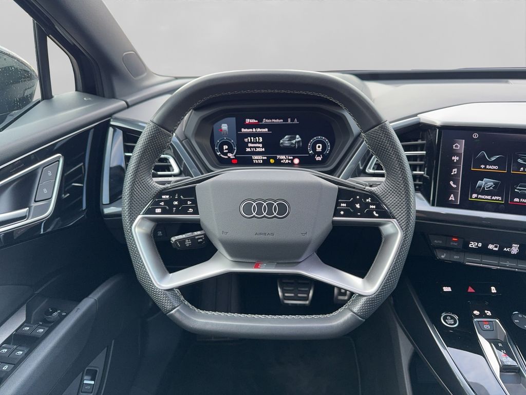 Audi Q4 e-tron 2024