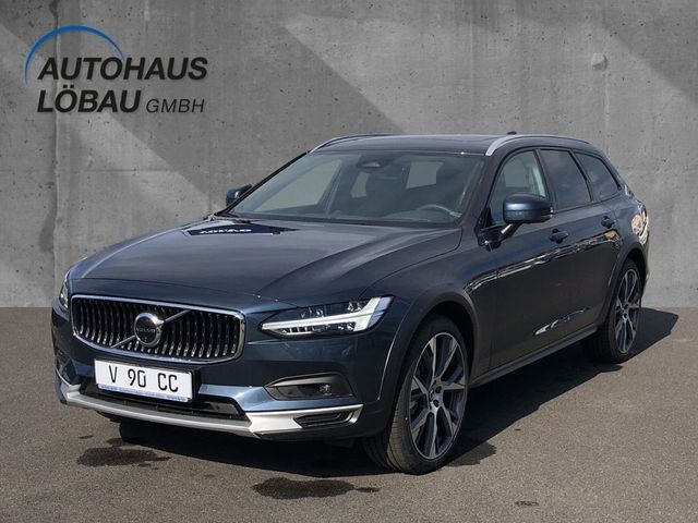 Volvo V90 Cross Country 2024