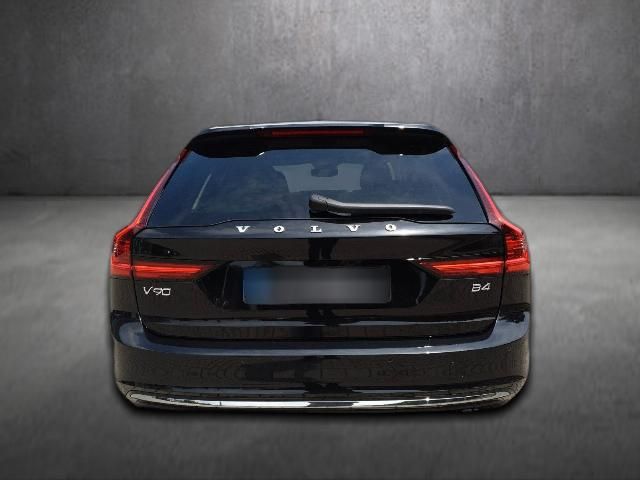 Volvo V90 2022