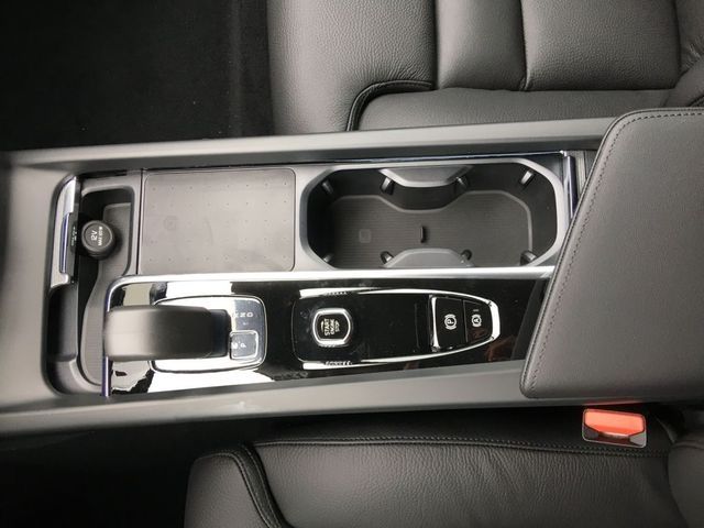Volvo XC60 2024