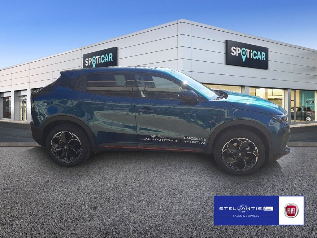 Alfa Romeo Junior 2024