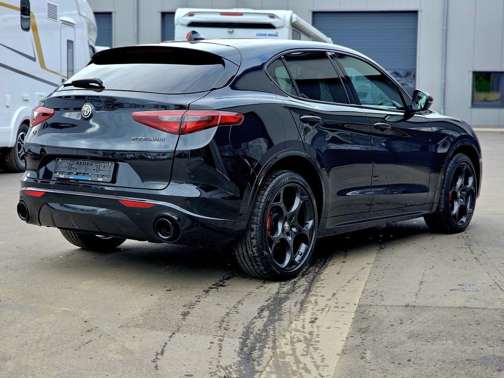 Alfa Romeo Stelvio 2021