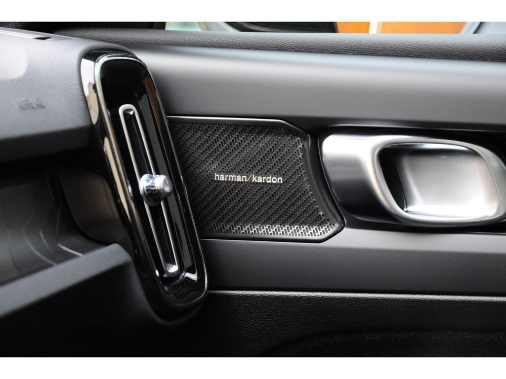 Volvo C40 2023