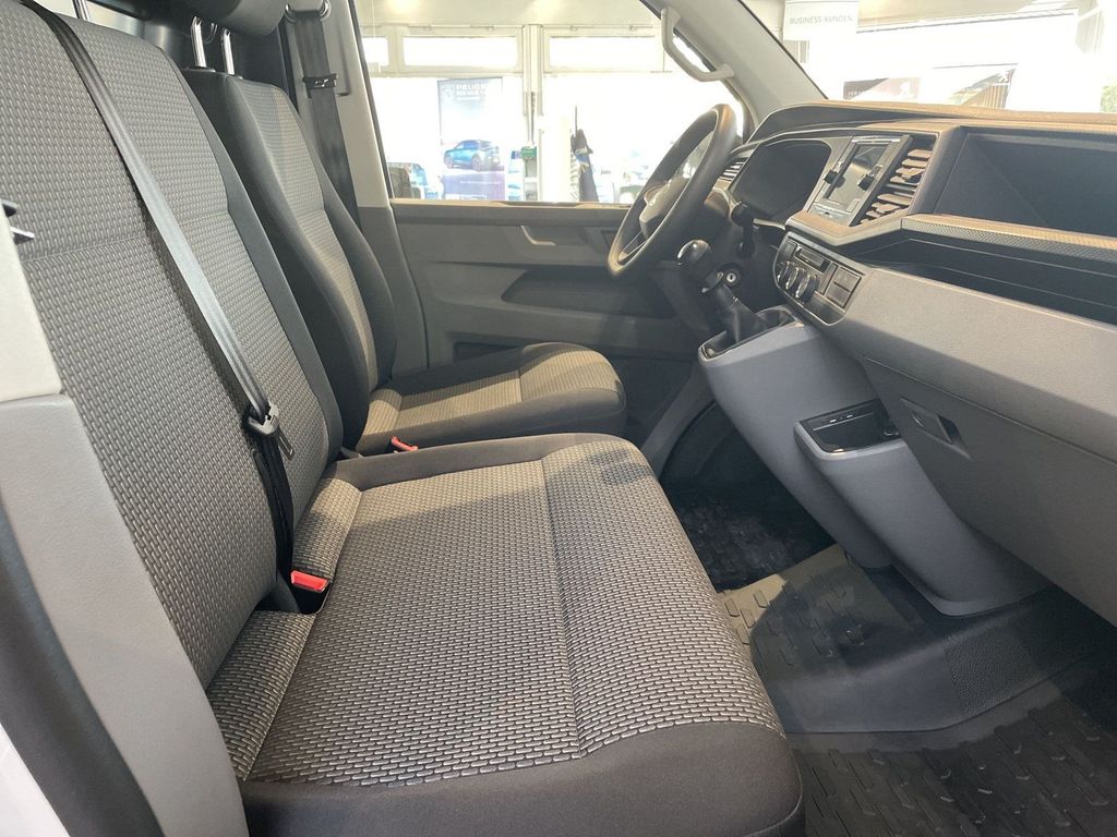 Volkswagen T6 Transporter 2024