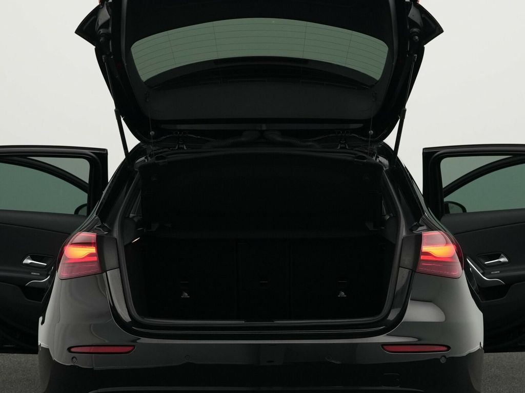 Mercedes-Benz A 180 2024