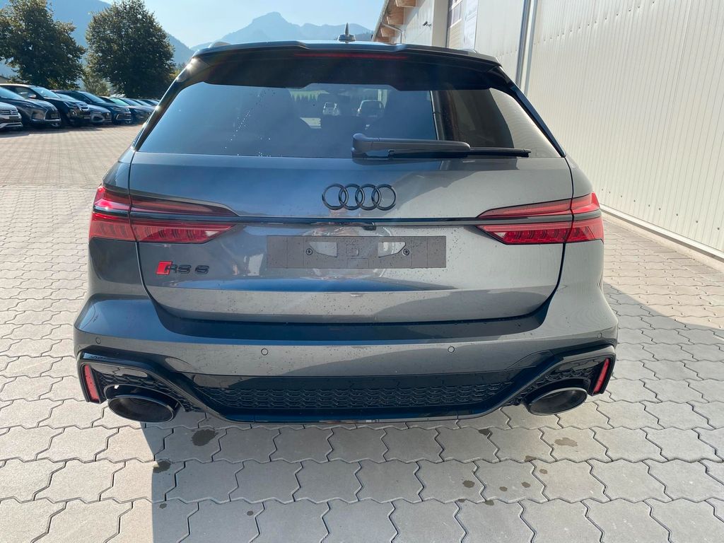 Audi RS6 2024