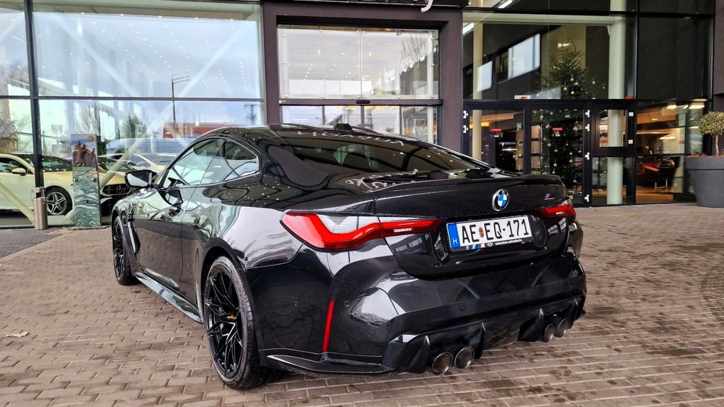 BMW M4 2023