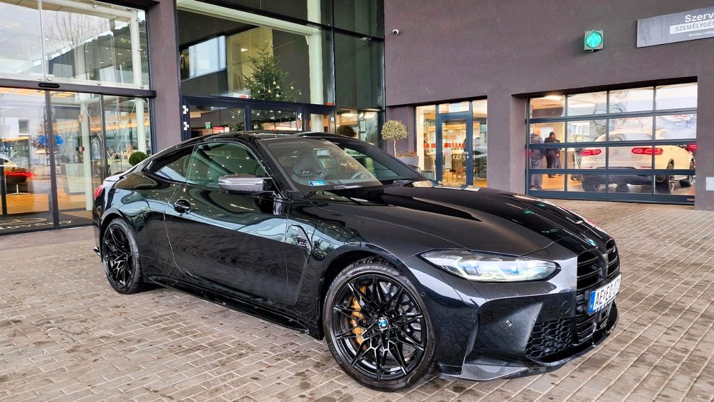 BMW M4 2023