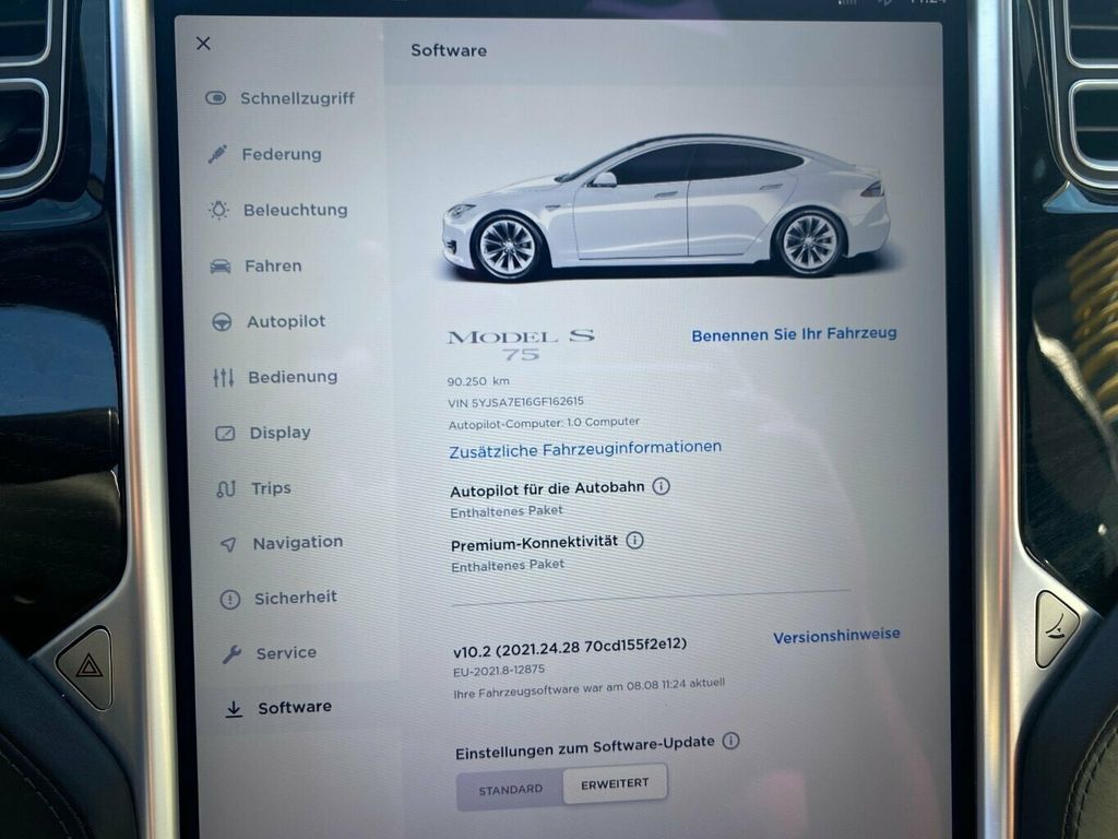 Tesla Model S 2016