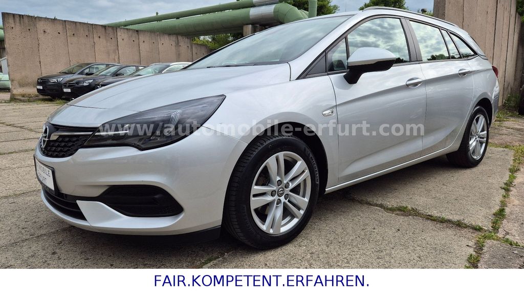 Opel Astra 2021