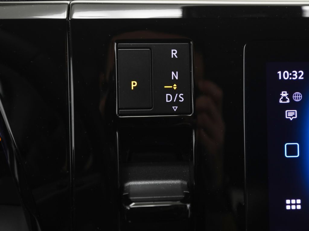 Volkswagen T7 California