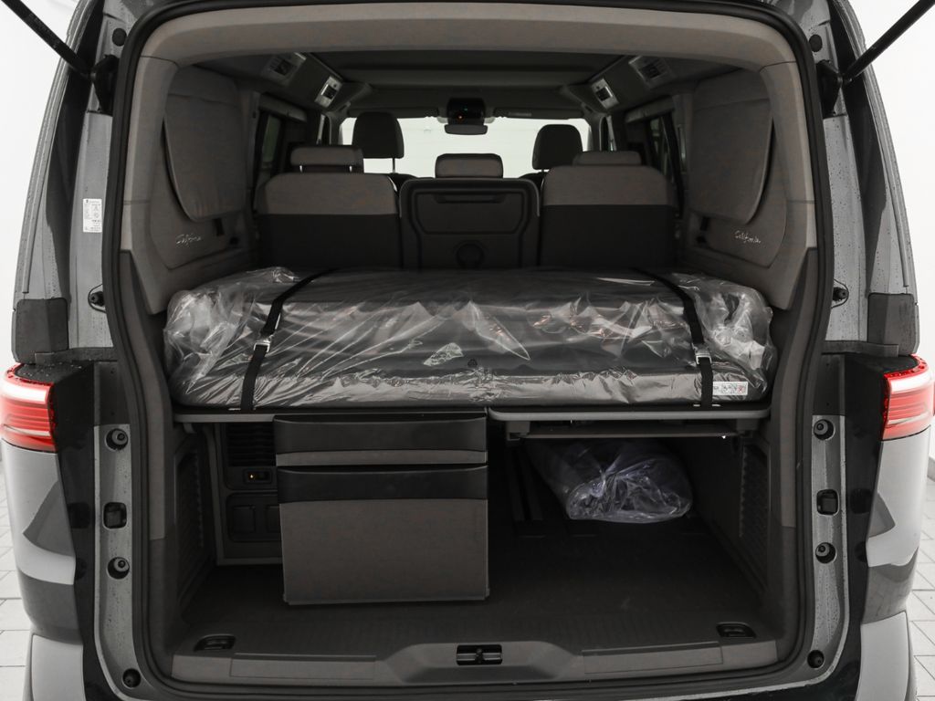 Volkswagen T7 California