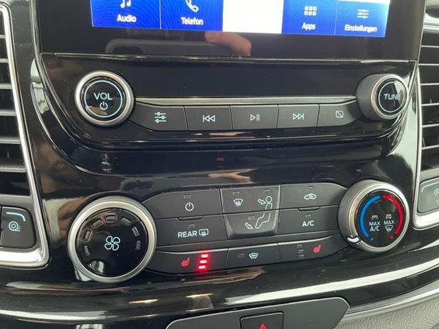 Ford Tourneo Custom 2022