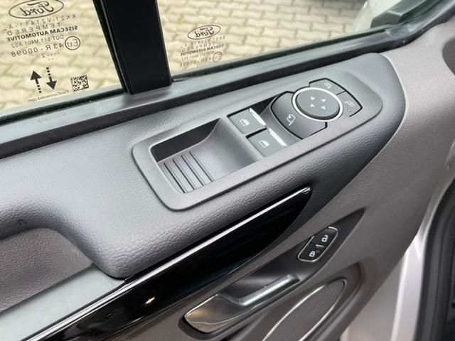 Ford Tourneo Custom 2022