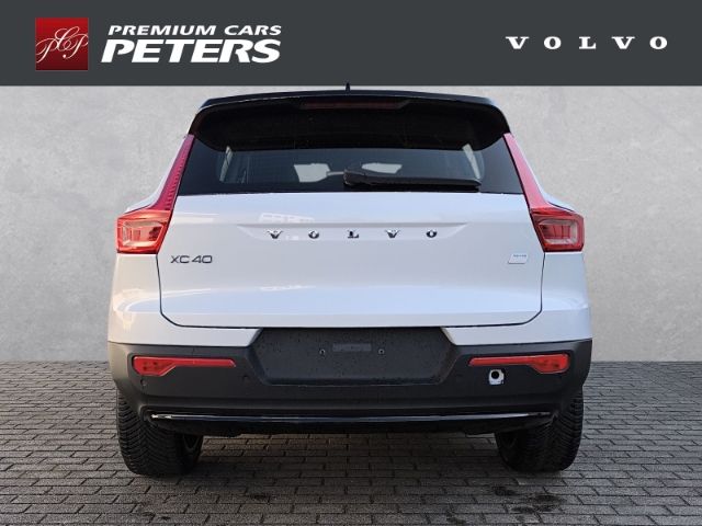 Volvo XC40 2024