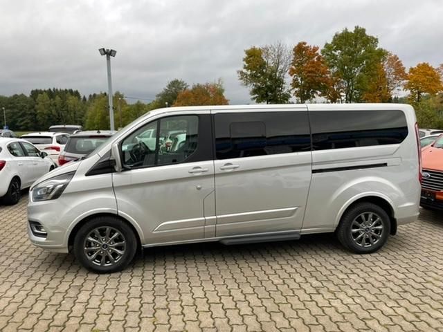 Ford Tourneo Custom 2022