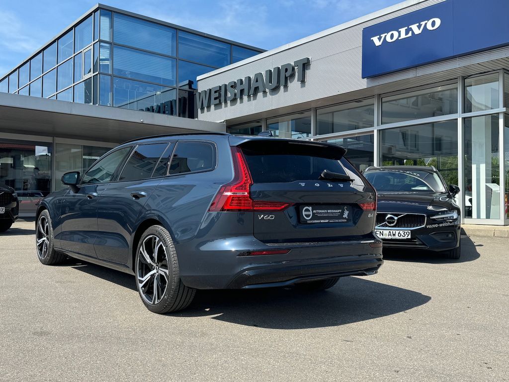 Volvo V60 2023