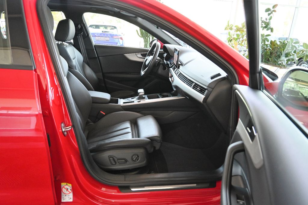 Audi A4 2021