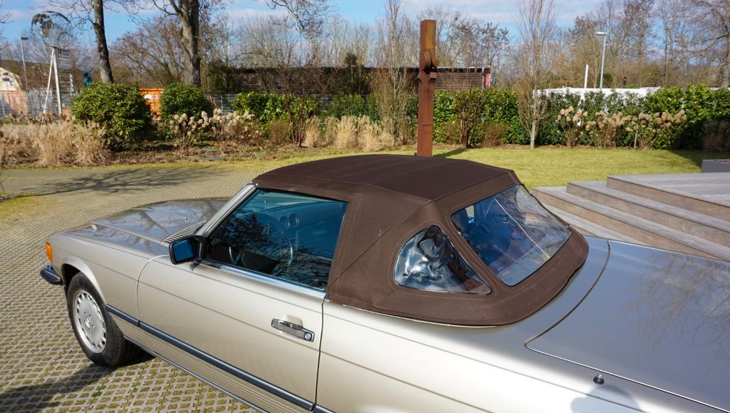 Mercedes-Benz 560 1987