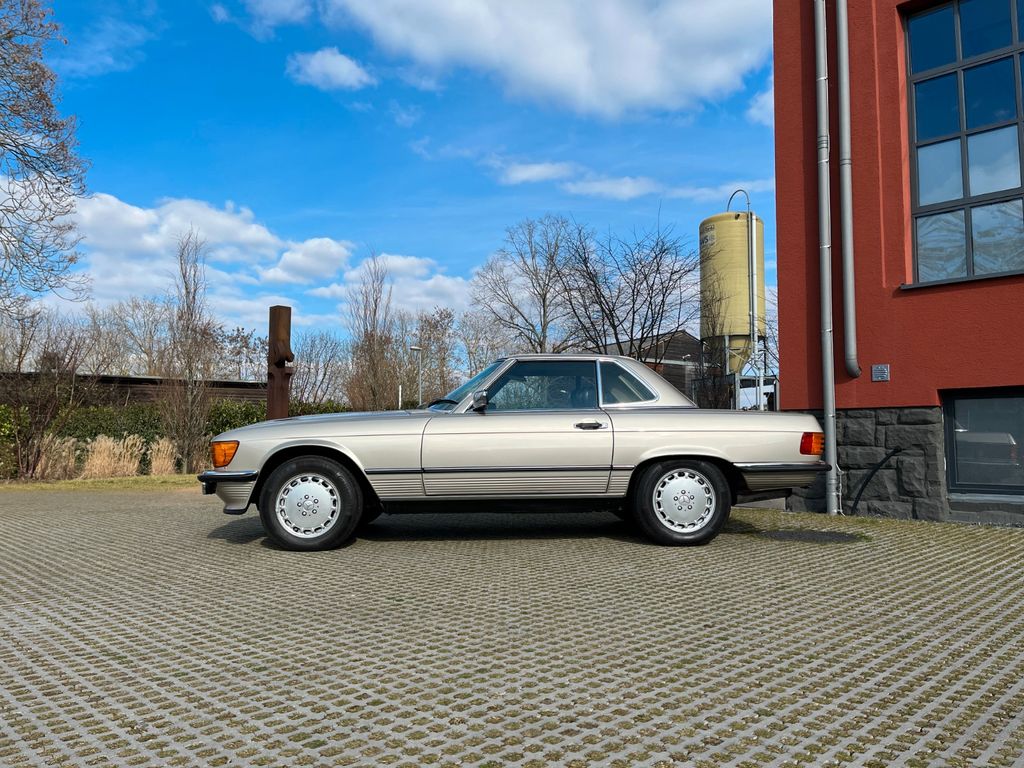 Mercedes-Benz 560 1987