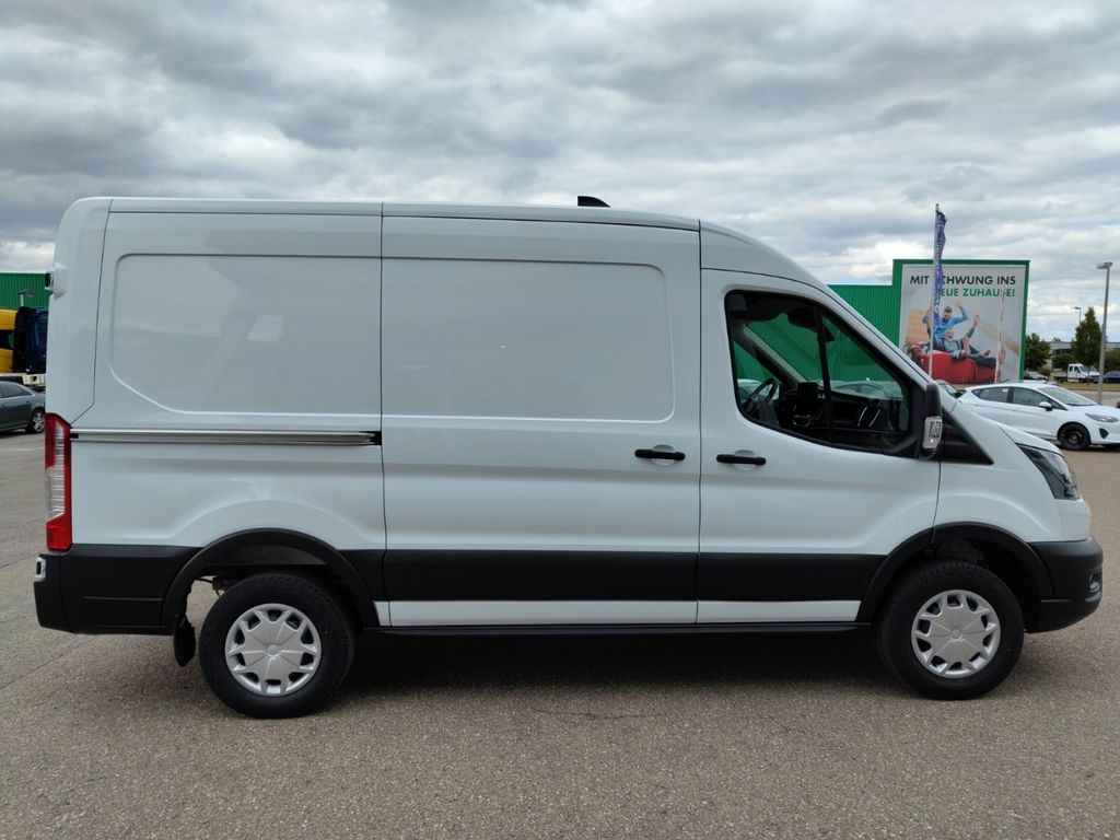 Ford Transit 2023