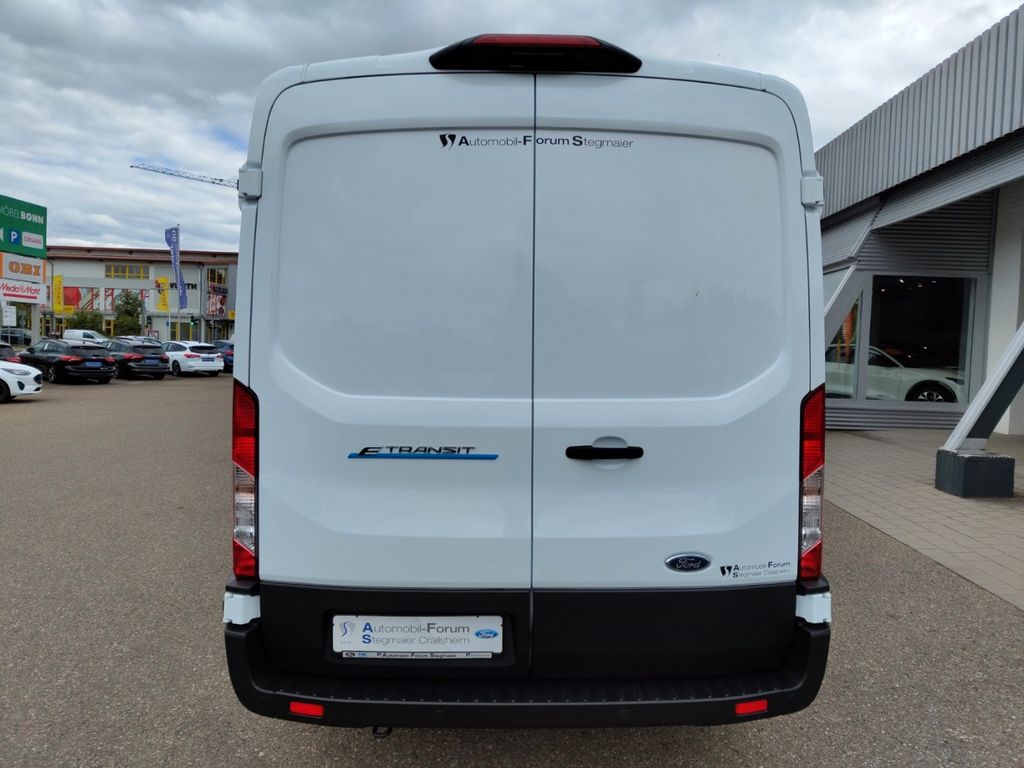 Ford Transit 2023