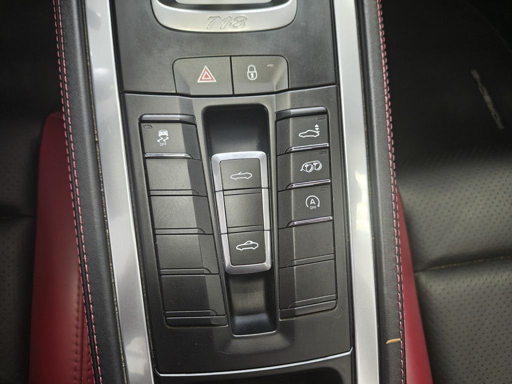 Porsche Boxster 2018