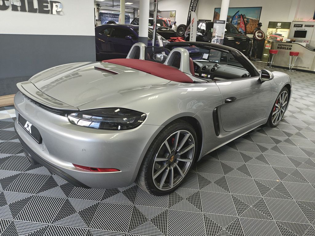 Porsche Boxster 2018