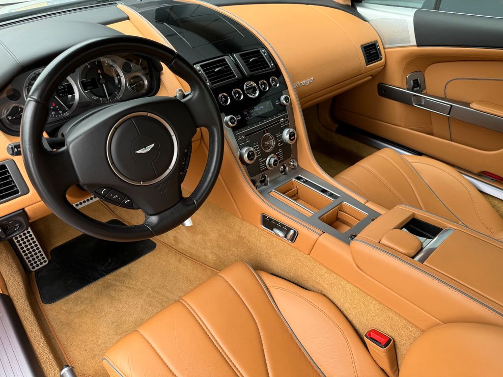 Aston Martin Virage 2011