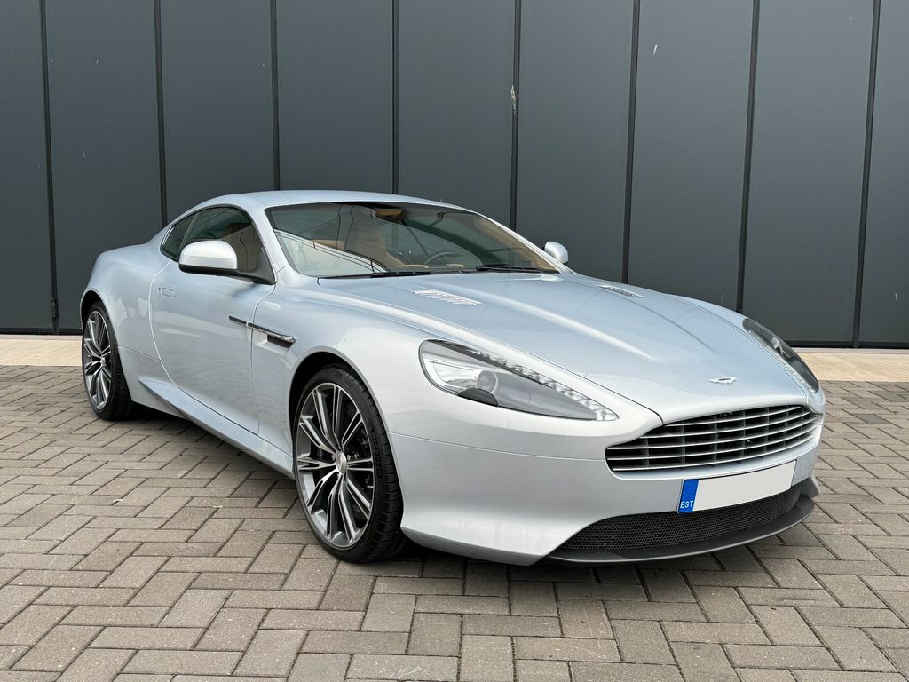 Aston Martin Virage 2011